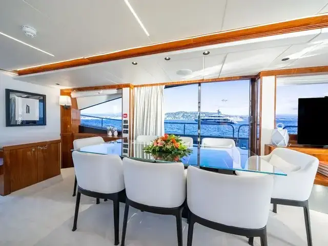 Sunseeker 28M Yacht