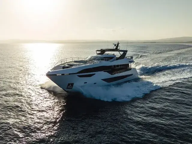 Sunseeker 105 Yacht