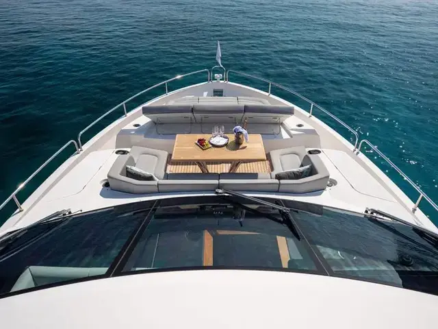 Sunseeker 86 Yacht