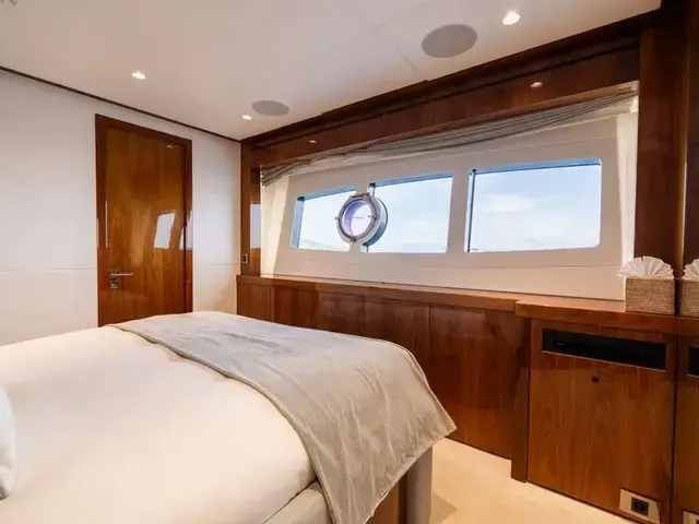 Sunseeker 28M Yacht