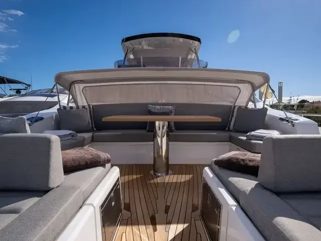 Sunseeker 76 Yacht