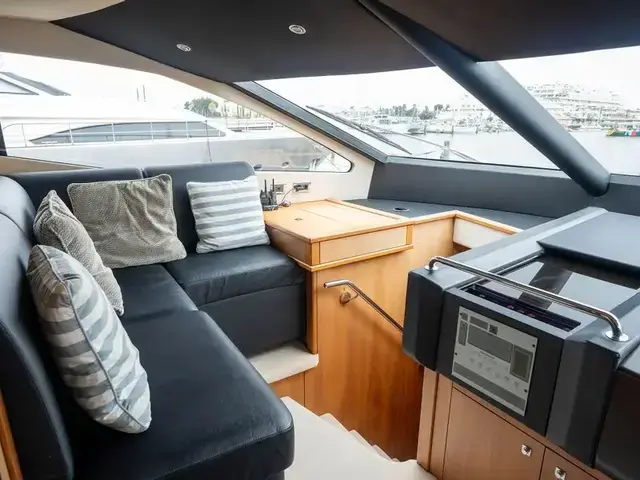 Sunseeker 86 Yacht