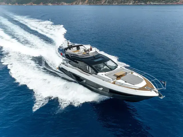 Sunseeker 75 Sport Yacht