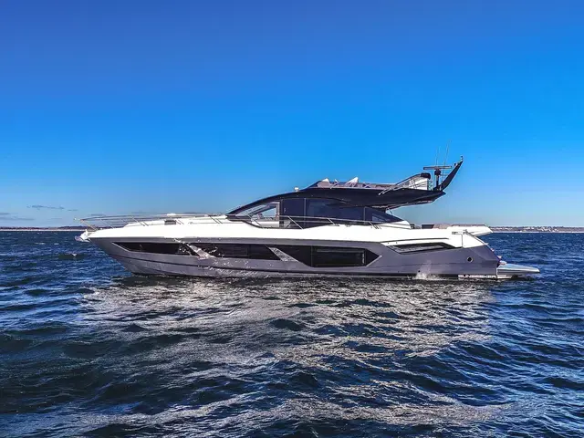 Sunseeker 75 Sport Yacht