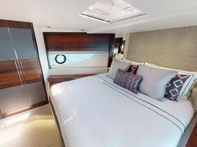 Sunseeker 76 Yacht