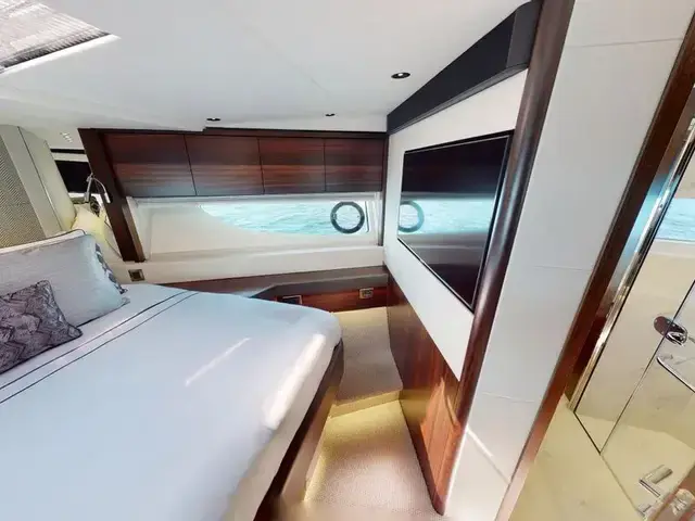 Sunseeker 76 Yacht