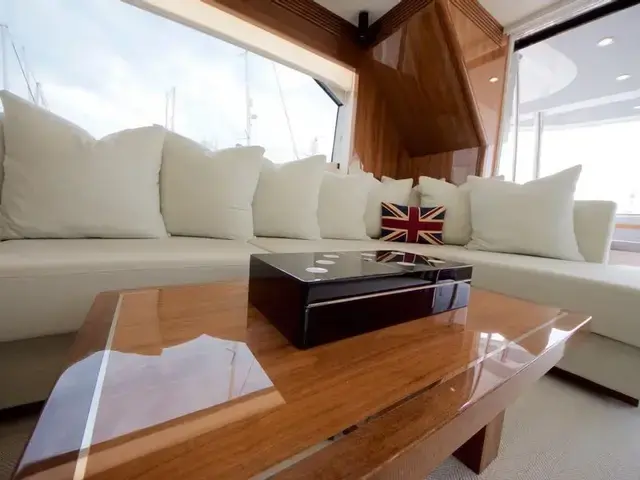 Sunseeker 75 Yacht