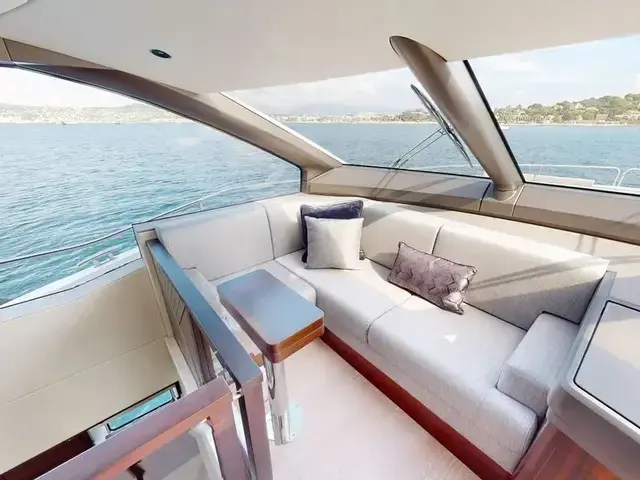 Sunseeker 76 Yacht