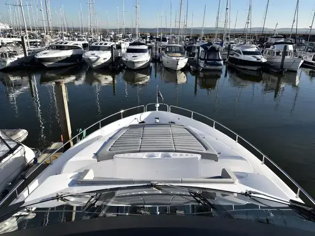 Sunseeker 75 Yacht