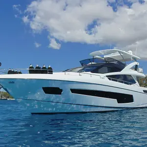 2015 Sunseeker 75 Yacht