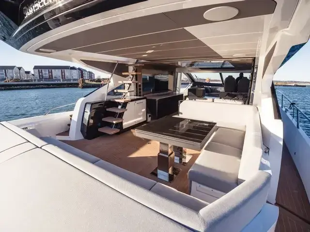 Sunseeker 75 Sport Yacht