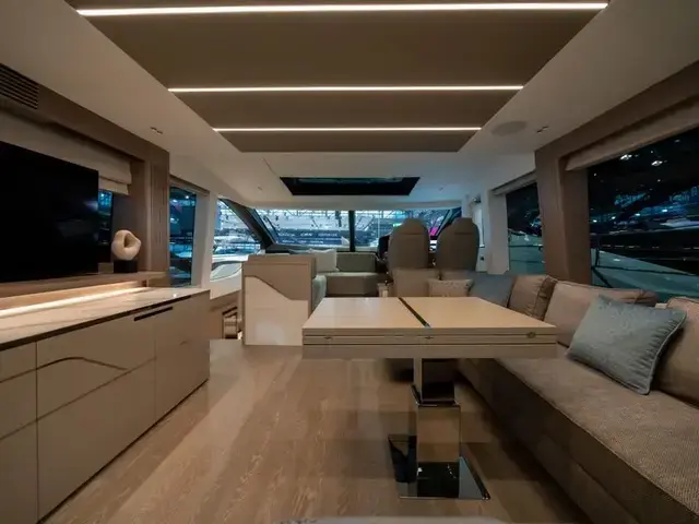 Sunseeker 75 Sport Yacht