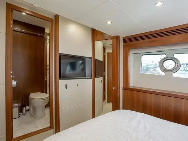 Sunseeker 75 Yacht