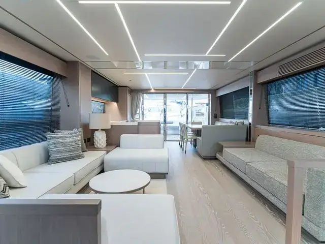 Sunseeker 76 Yacht