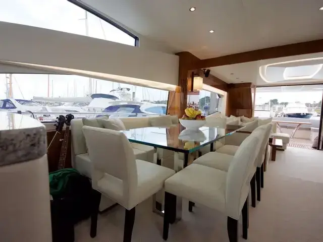 Sunseeker 75 Yacht