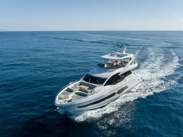 Sunseeker 76 Yacht