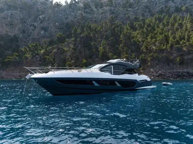 Sunseeker 75 Sport Yacht