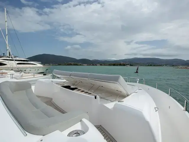 Sunseeker 75 Yacht