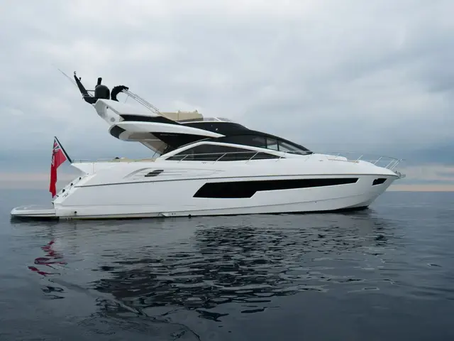 Sunseeker 68 Sport Yacht