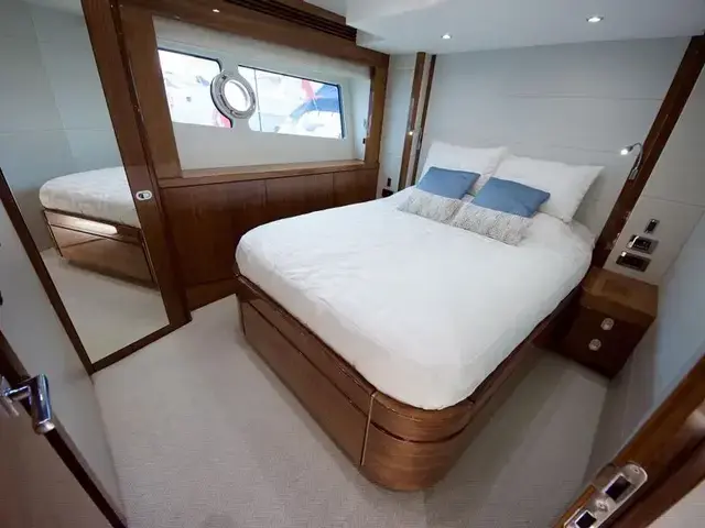 Sunseeker 75 Yacht