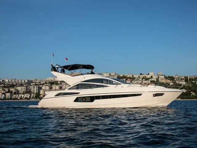 Sunseeker 68 Sport Yacht