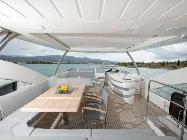 Sunseeker 75 Yacht