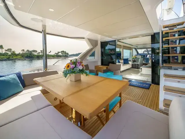 Sunseeker 76 Yacht