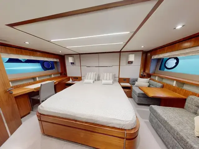 Sunseeker 68 Sport Yacht