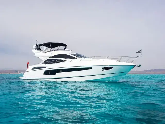 Sunseeker 68 Sport Yacht