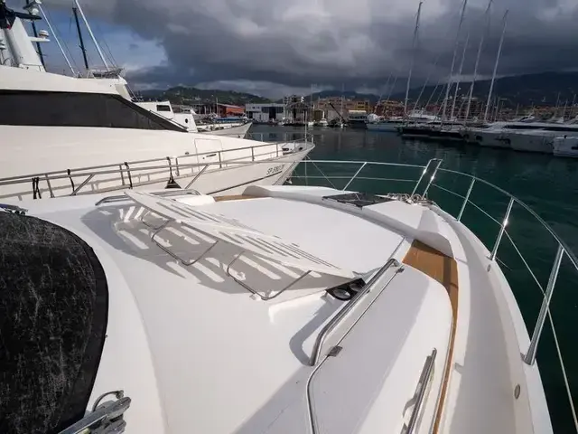 Sunseeker Predator 68