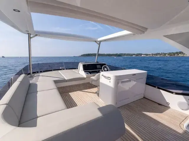 Sunseeker Manhattan 68