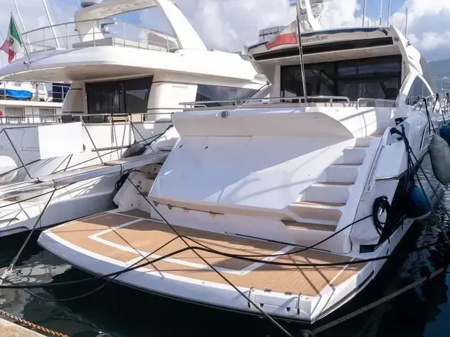 Sunseeker Predator 68