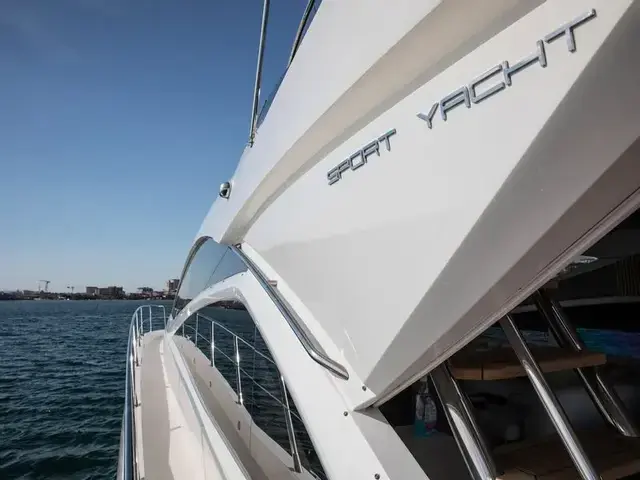 Sunseeker 68 Sport Yacht