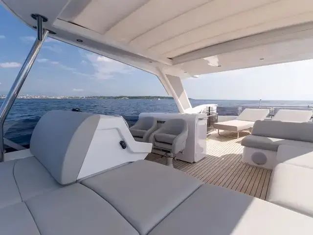 Sunseeker Manhattan 68