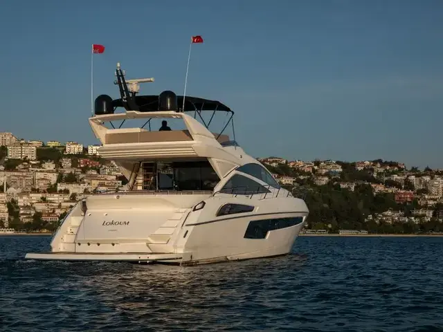 Sunseeker 68 Sport Yacht