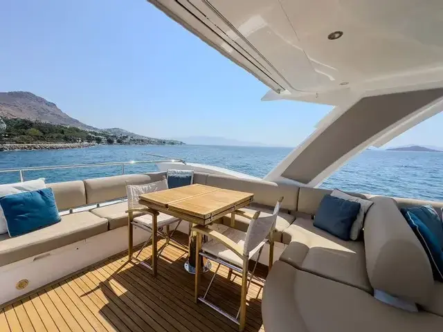 Sunseeker Manhattan 66