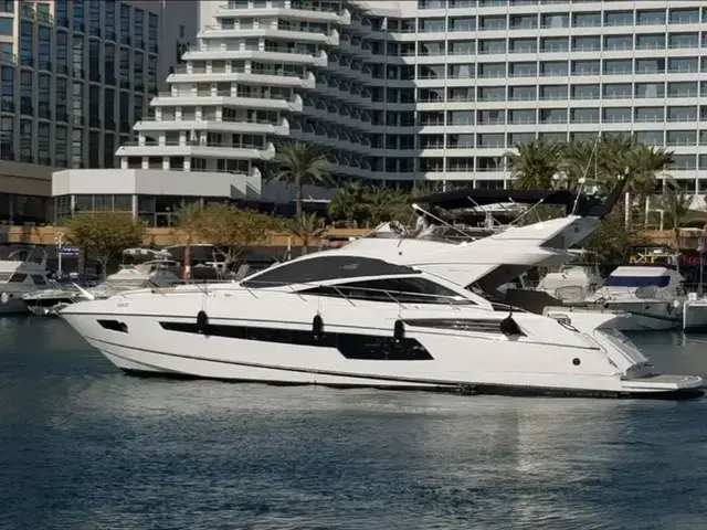 Sunseeker 68 Sport Yacht