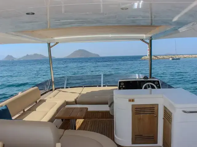 Sunseeker Manhattan 66