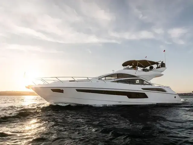 Sunseeker 68 Sport Yacht