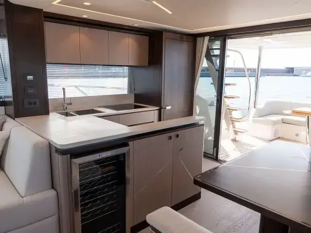 Sunseeker Manhattan 68