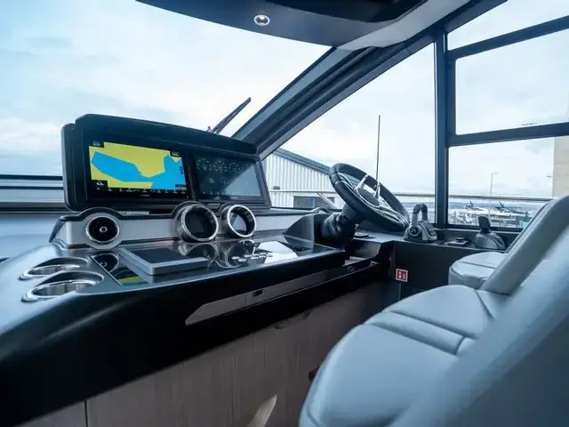 Sunseeker Predator 65