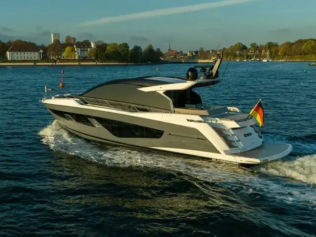 Sunseeker Predator 65