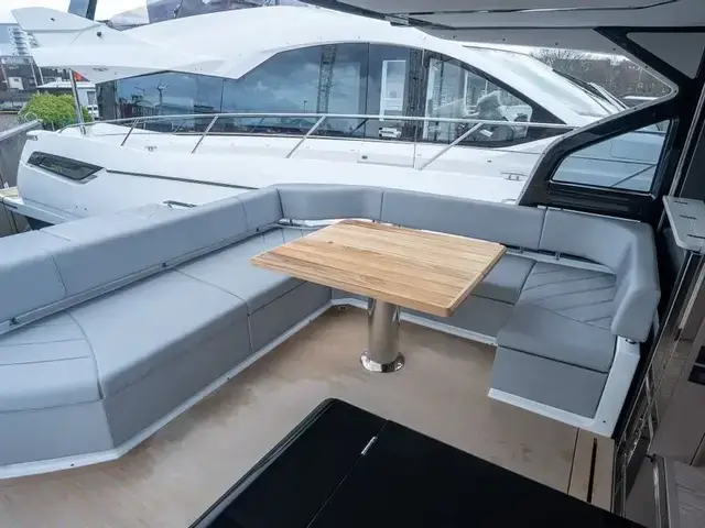 Sunseeker Predator 65