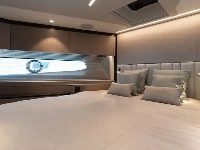 Sunseeker Manhattan 68