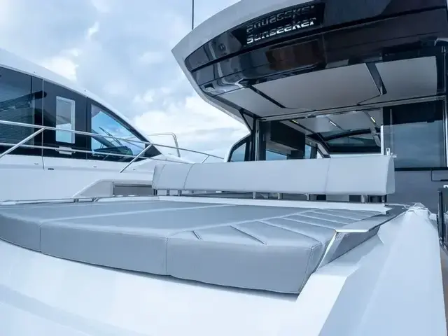 Sunseeker Predator 65