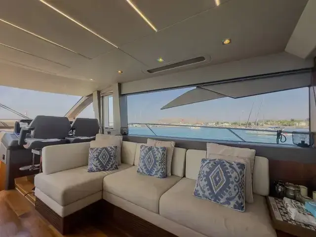 Sunseeker Manhattan 66