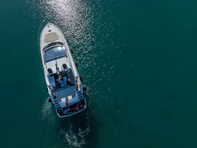 Sunseeker Predator 64