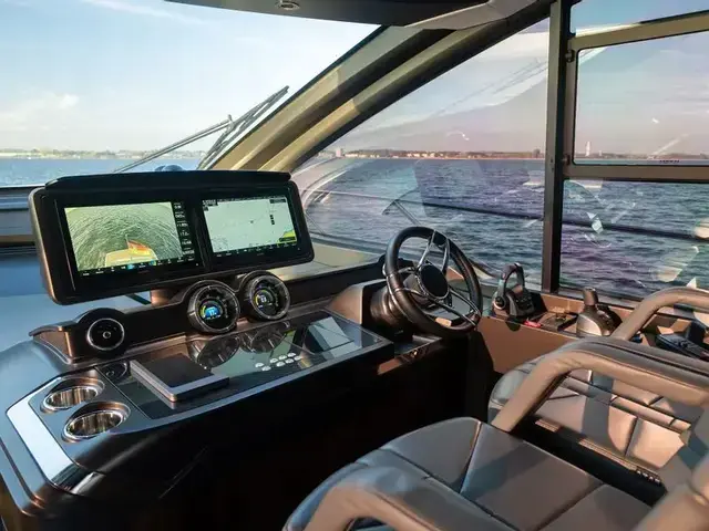 Sunseeker Predator 65