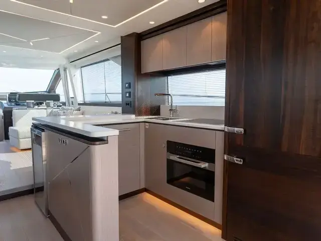 Sunseeker Manhattan 68