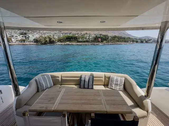 Sunseeker Manhattan 66